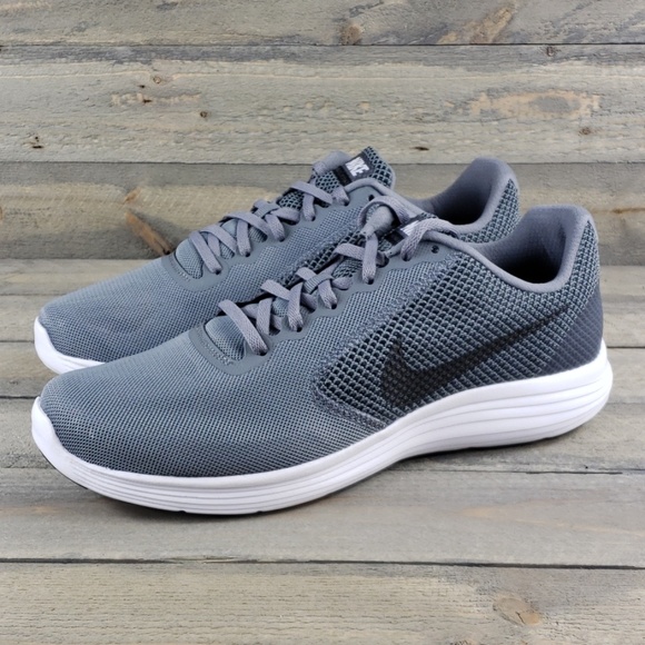 New Nike Revolution 3 Grey/Black/White Running - Picture 2 of 9